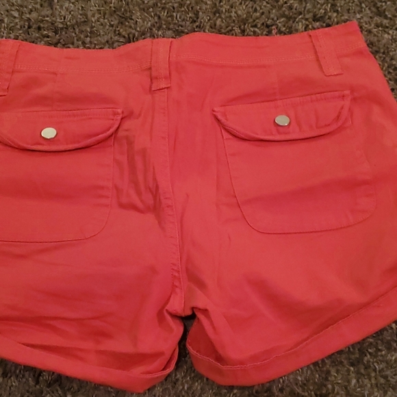 Cotton Shorts - Picture 3 of 4